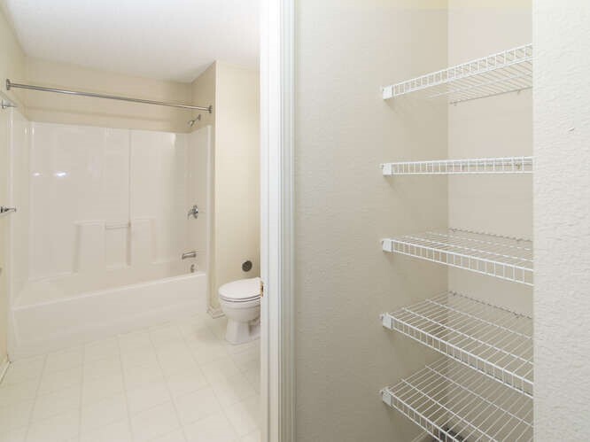 Building Photo - 16955 Toronto Ave SE