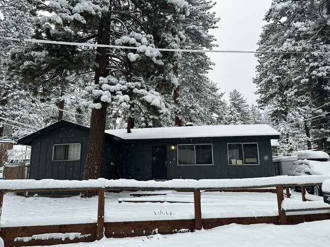 Building Photo - 1083 Aspenwald Rd