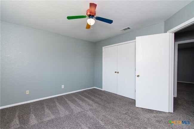 Building Photo - 3808 Sunflower Dr