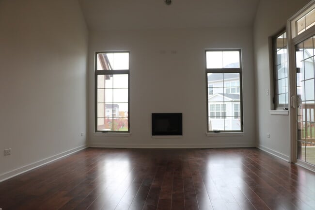 Building Photo - 12713 Wild Rye Ct