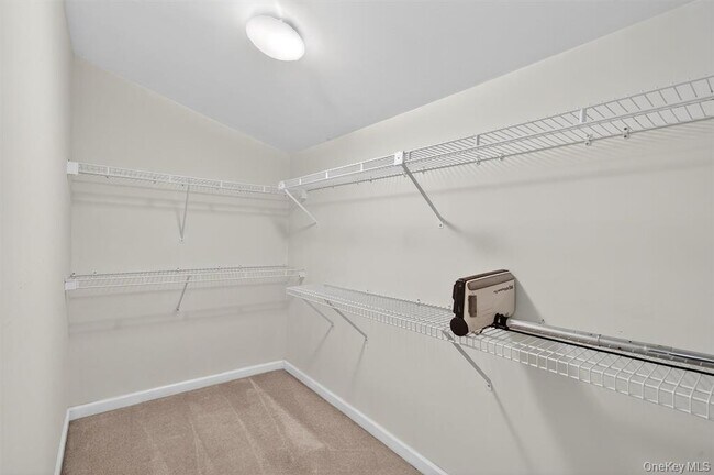 Building Photo - 226 Eagleton Dr