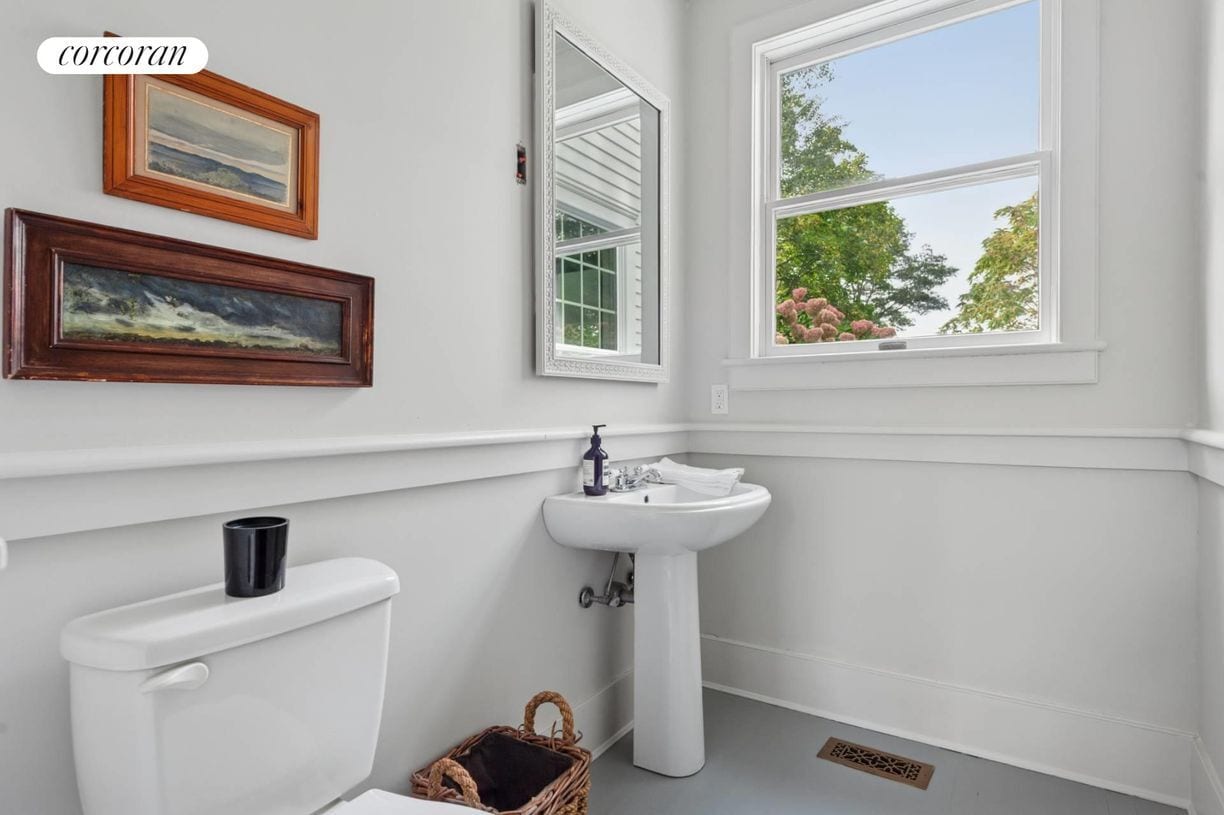 Building Photo - 63 Glover St