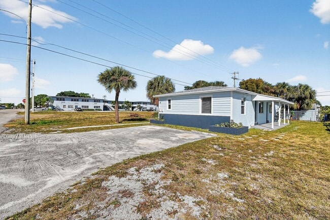 Building Photo - 58 W 27th St