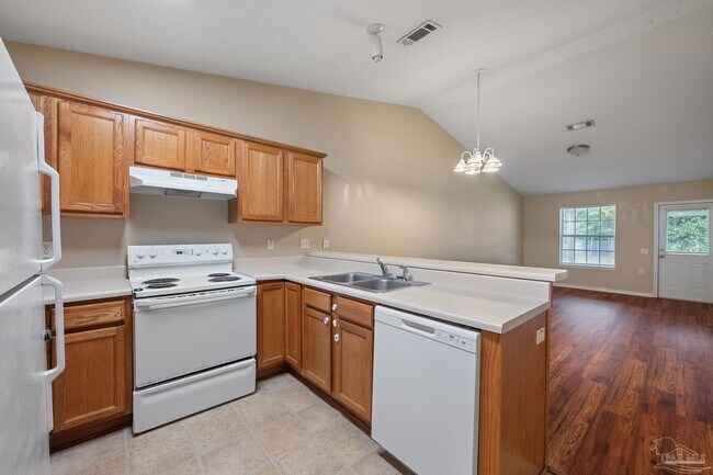 Building Photo - 9771 Cobblebrook Dr