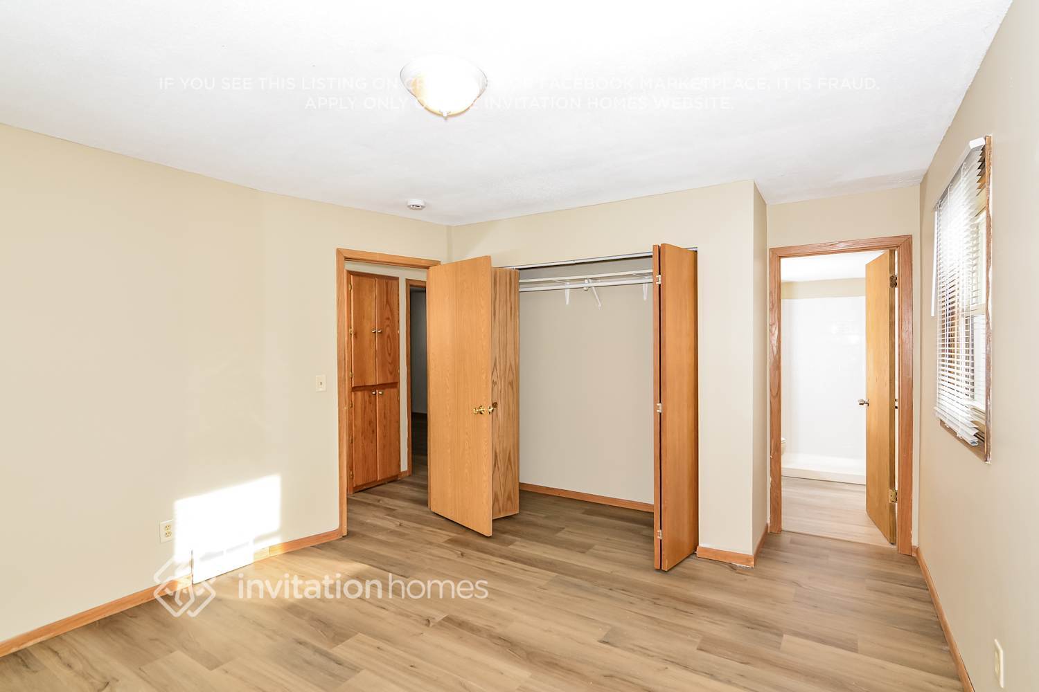 Building Photo - 7818 Hampshire Cir N