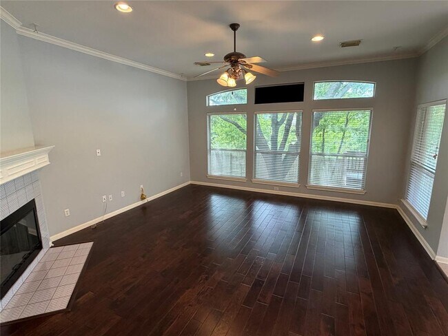 Building Photo - 8413 Sea Ash Cir