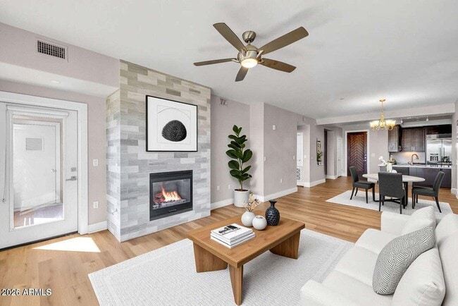 Building Photo - 4803 N Woodmere Fairway