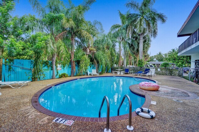 Building Photo - 2514 Taylor St