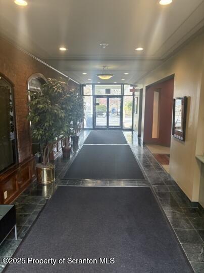 Building Photo - 800 James Ave