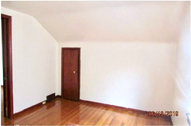 Building Photo - 9219 McKinney St