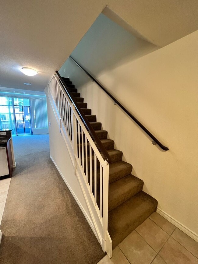 Building Photo - Little Italy 1 Bed/ 1.5 Bath, Loft at Treo!