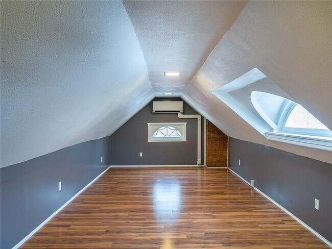 Fourth bedroom / office - 860 Park Ave