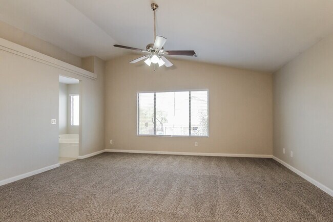 Building Photo - 21868 W Mohave St