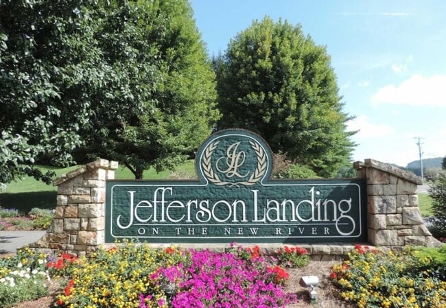 Primary Photo - 193 E Landing Dr