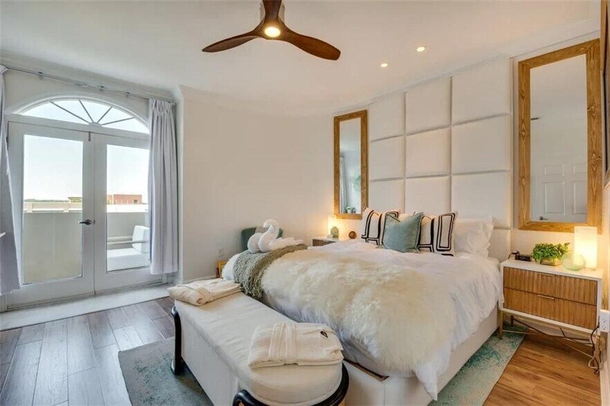 Building Photo - 2161 Peachtree Rd