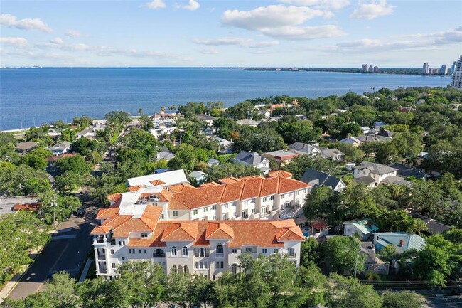 Building Photo - 1001 S Rome Ave