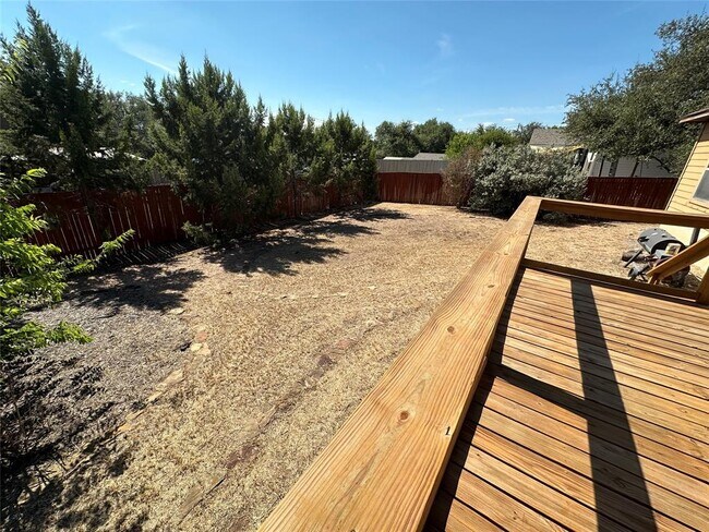 Building Photo - 15105 Cavalier Canyon Dr