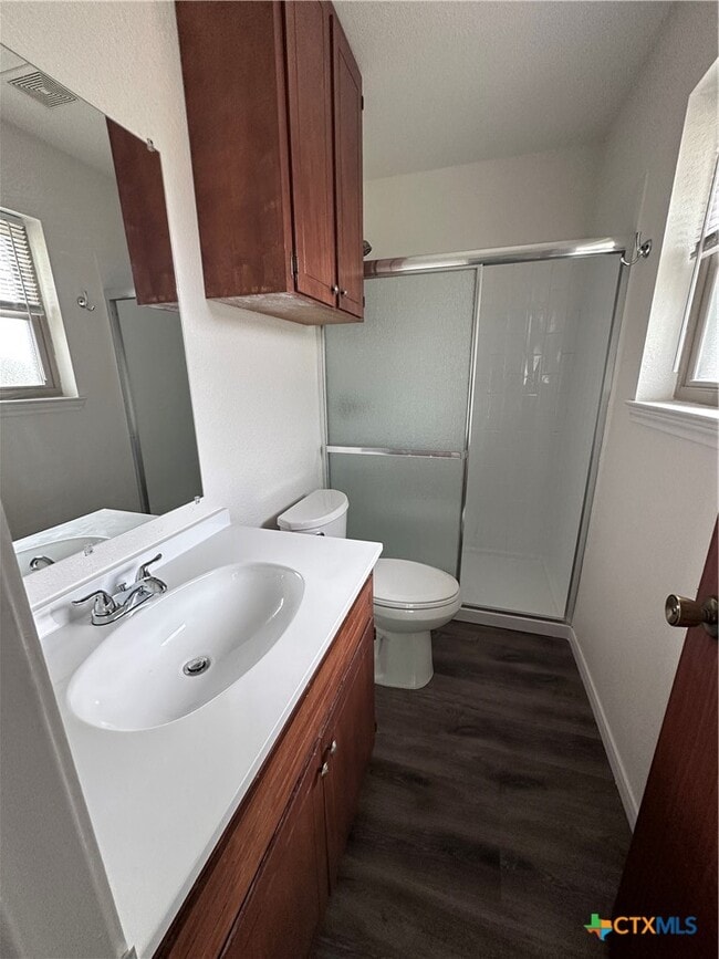 Building Photo - 1417 Janet Ln