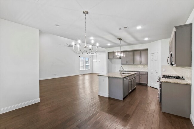 Building Photo - 4424 Overbrook Dr