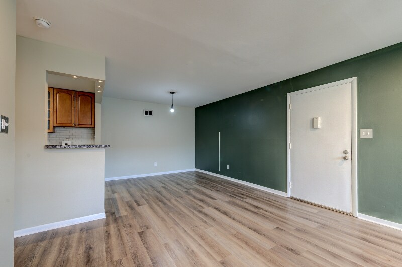 Building Photo - 160 Cumberland Pk Ct