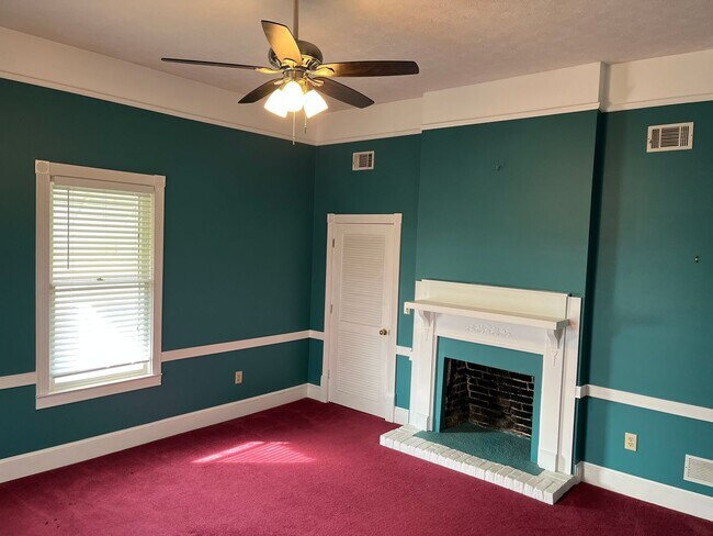 Building Photo - Open House Available 1/30/26 @5:30PM Until 6PM Charming 3-Bedroom Home with Multiple Fireplaces i...