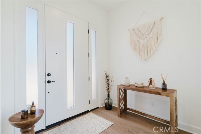 Building Photo - 11716 Canoga Ave