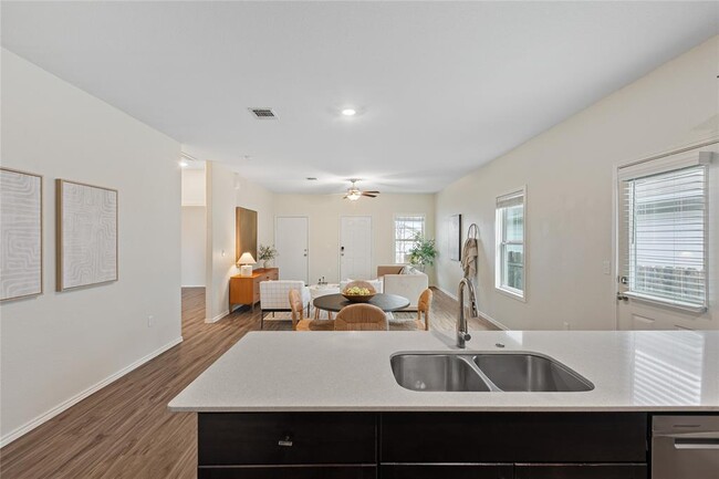 Building Photo - 7101 Spirit Hill Rd