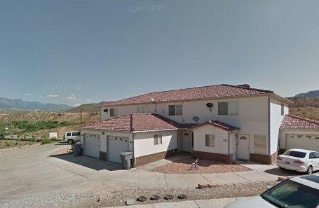 Primary Photo - 3 Bed 2 Bath Townhome for Rent