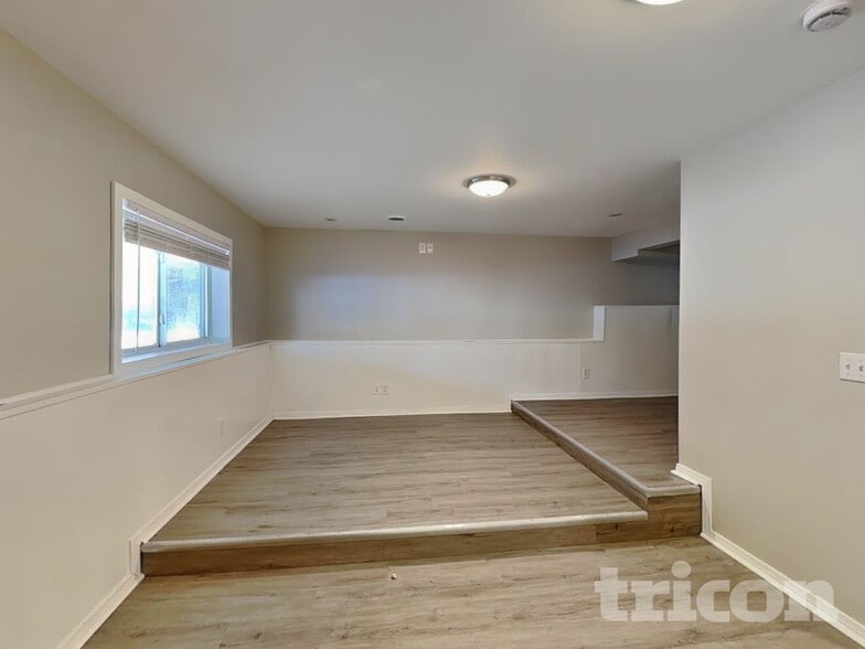 Building Photo - 2739 Zumbrota Cir NE