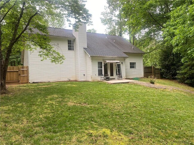Building Photo - 114 Spring Creek Ct