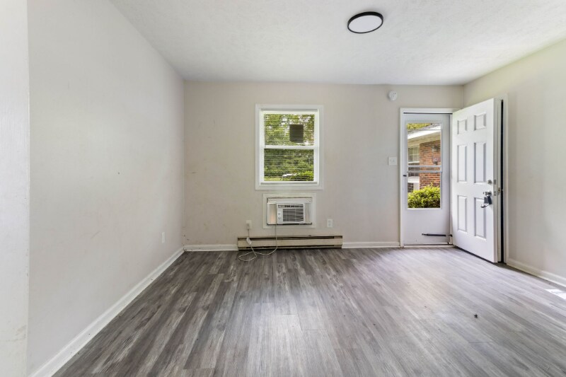 Building Photo - 6437 Starbrook Dr
