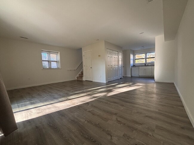 Living room - 79 Tavistock Dr