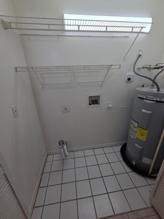 Building Photo - 1422 36th Ave