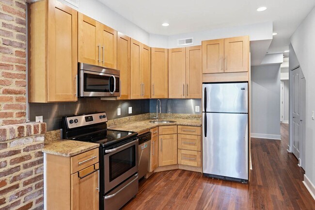 Building Photo - 1513 4th St NW