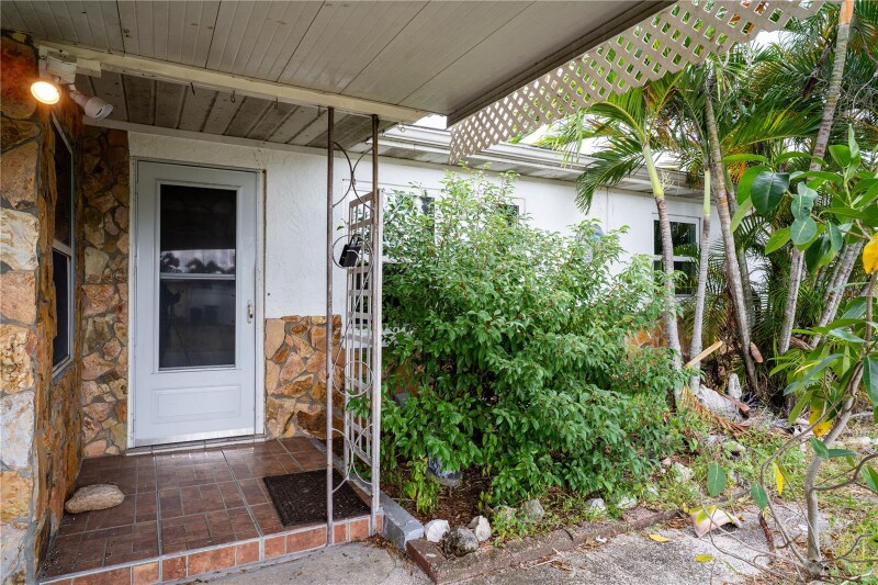 Building Photo - 12036 105th St