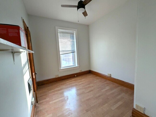 Building Photo - Historic Charm, Modern Comfort & a Killer Location