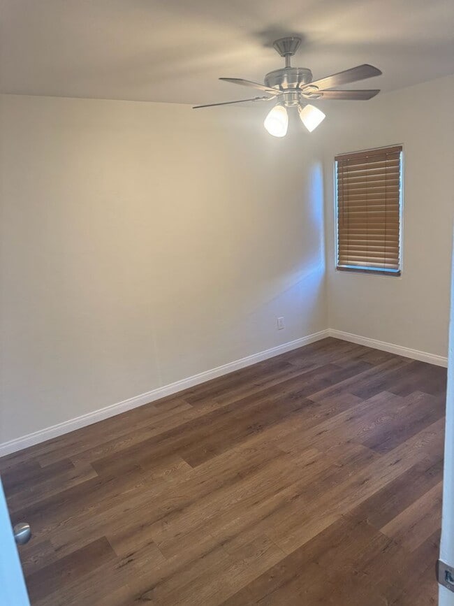 Building Photo - Newly Renovated Home