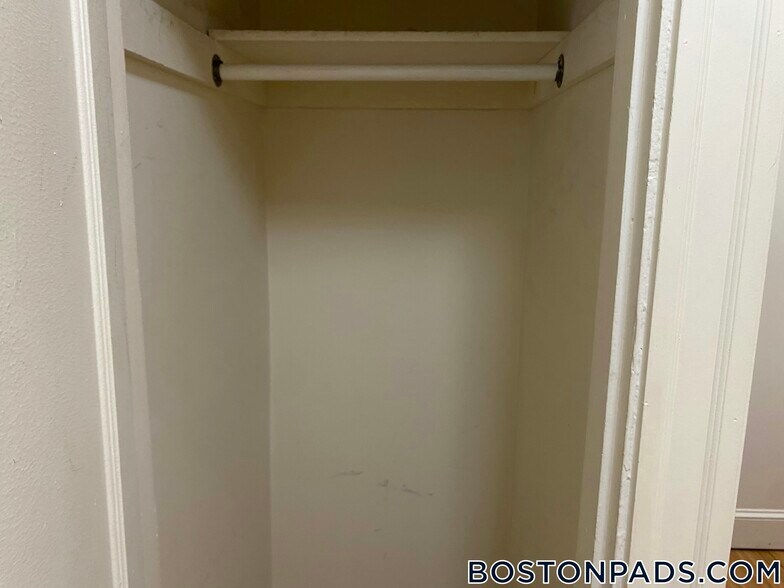 Building Photo - 1175 Boylston St