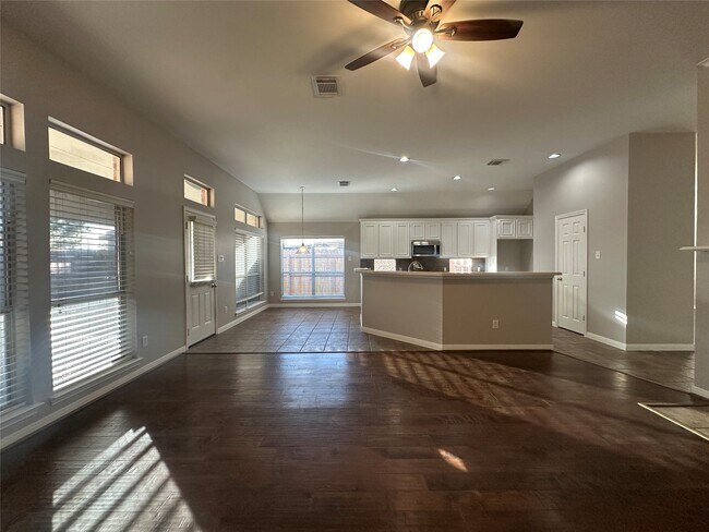 Building Photo - 11619 Buck Springs Trail