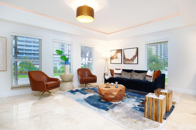 Building Photo - 247 S Ocean Blvd