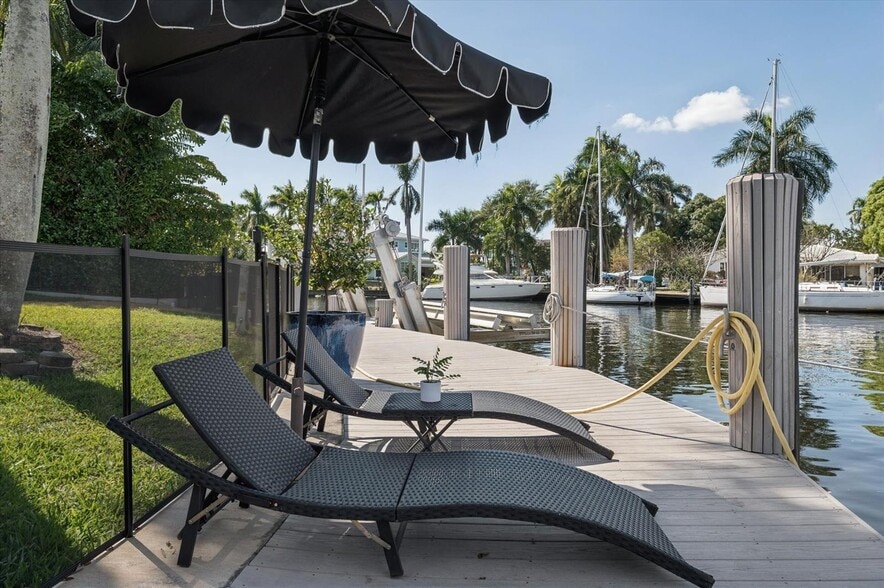 Building Photo - 600 SW 8th Ter