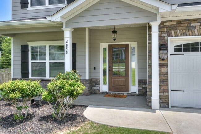 Building Photo - 4050 Stowe Dr