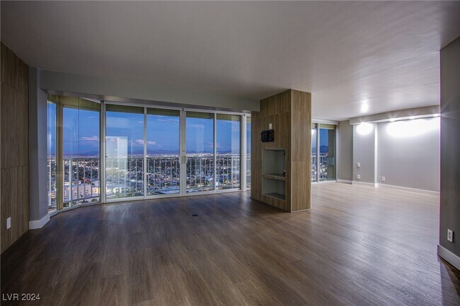 Building Photo - 3111 Bel Air Dr
