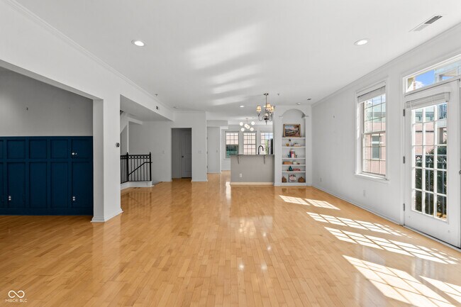 Building Photo - 226 N Cleveland St