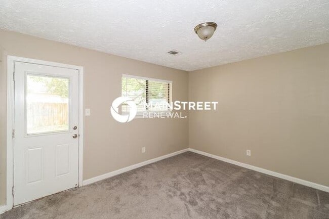 Building Photo - 3 Bedroom Pet-Friendly Home in Memphis, TN...