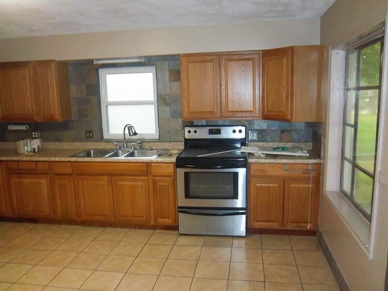 Building Photo - 407 S 100 E