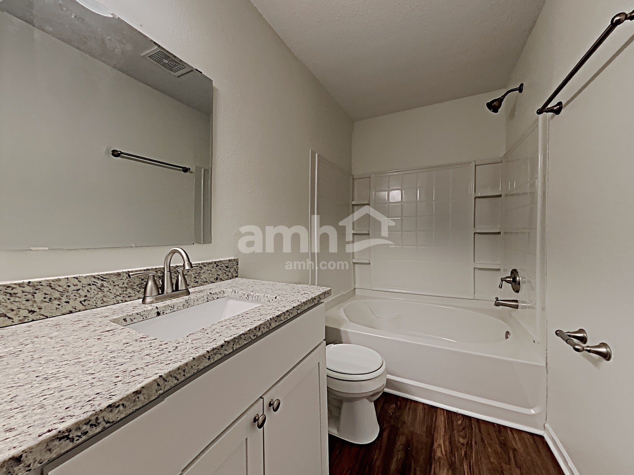 Building Photo - 3122 Earlswood Ln