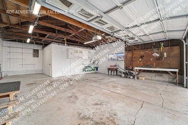 Building Photo - 2226 Orpington Rd