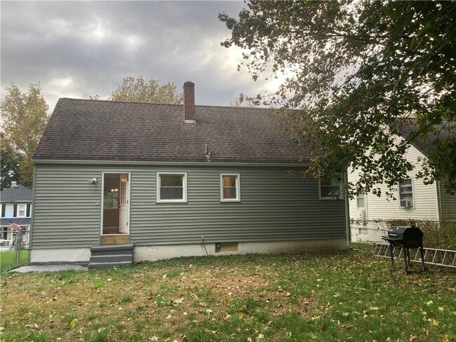 Building Photo - 83 Larter Ave