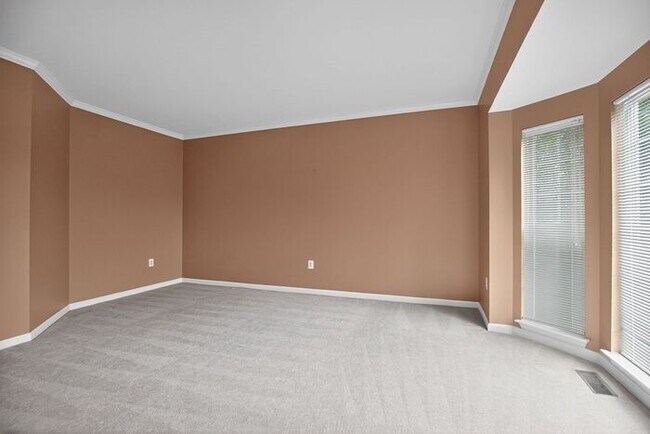 Building Photo - 3215 Dunbratton Ct